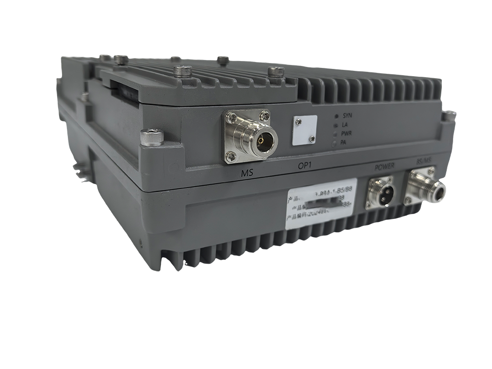  合浦三频手机信号接收器2000㎡