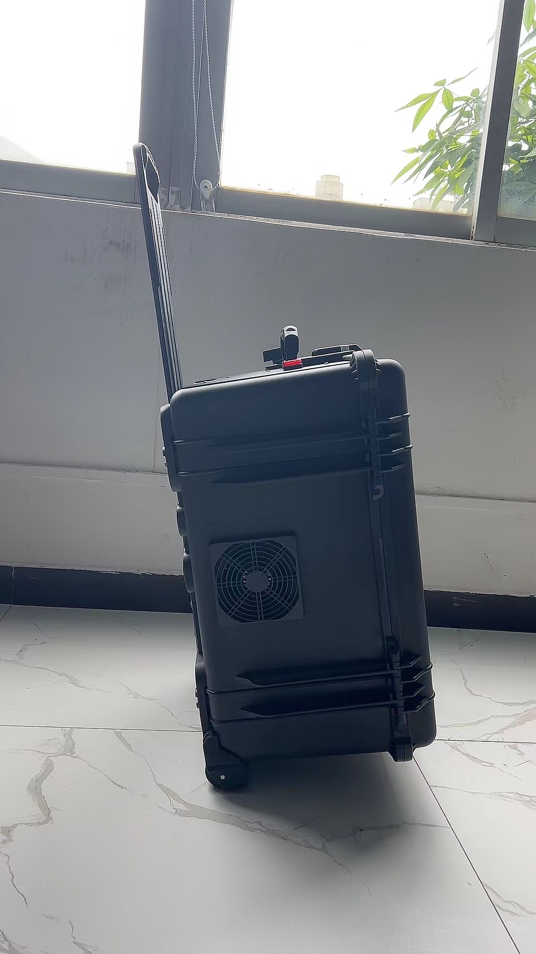 合浦手拉箱型移动通信干扰器